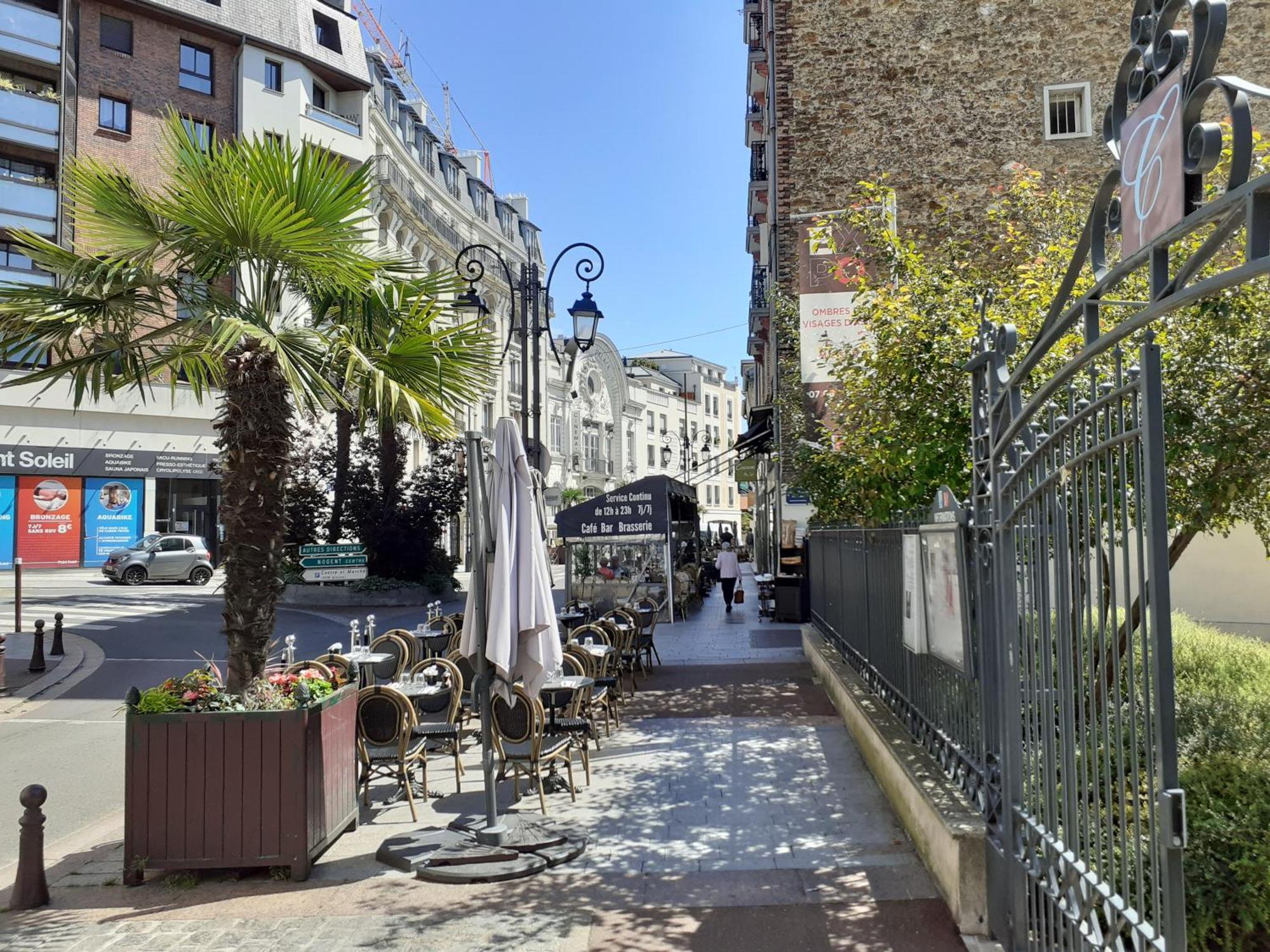 Maison Individuelle Avec Terrasse Nogent Sur Marne Exterior photo